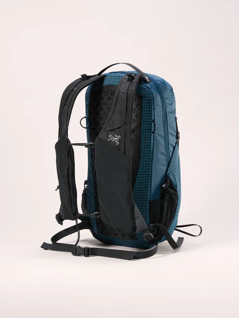 Arcteryx Aerios 18 Litre Hiking Backpack - Image 4