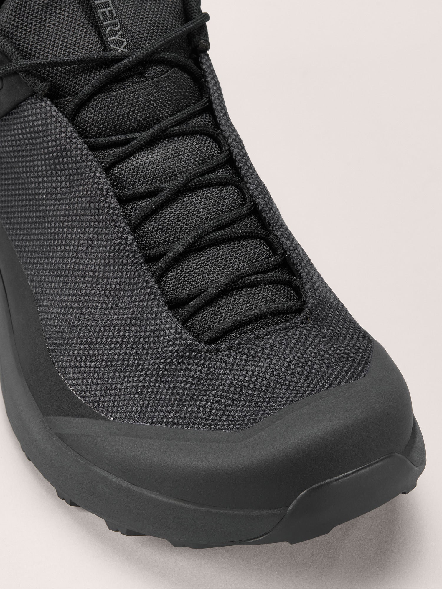 Arcteryx Kopec GTX Mens Hiking Shoe - Black/Yukon - Image 3