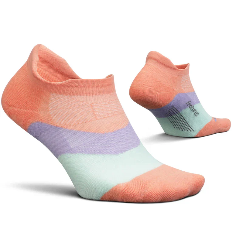 Feetures Elite Max Cushion No-Show Tab Socks - Image 2