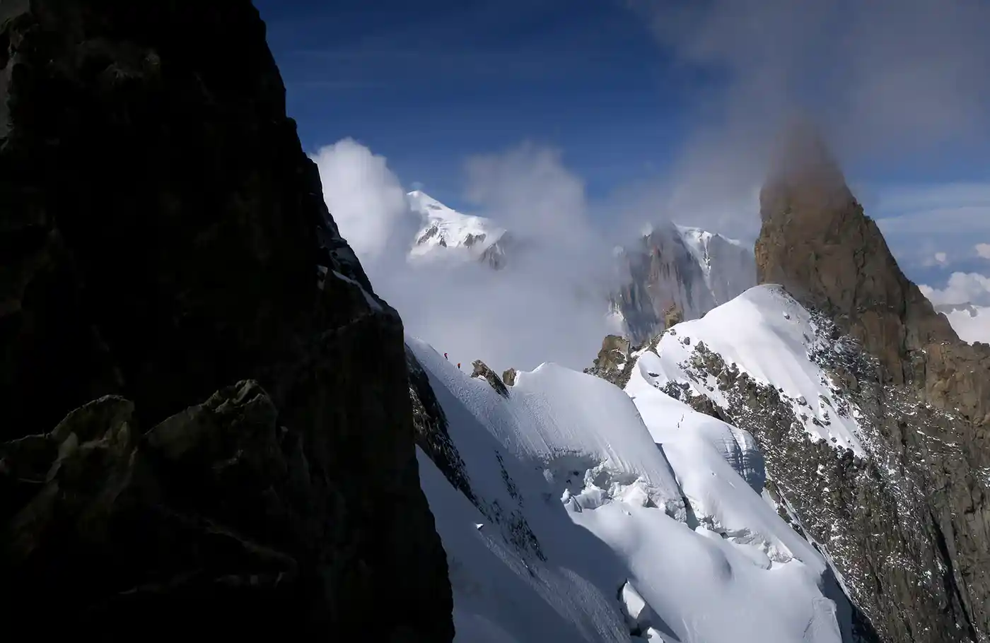 Givel Air Tech EVO T with Long Leash Evo Mountaineering Axe - Image 2