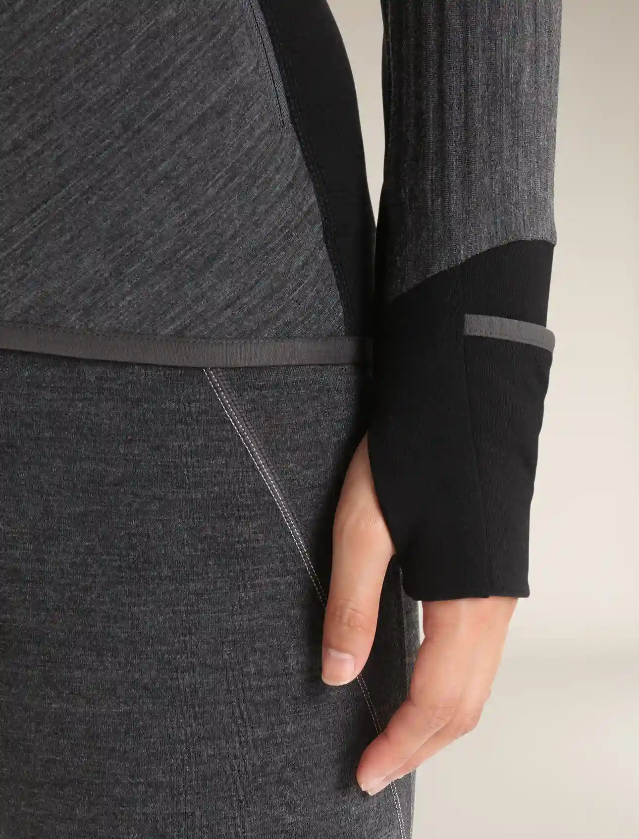 Icebreaker Descender Long Sleeve Zip Womens Jacket - Image 8