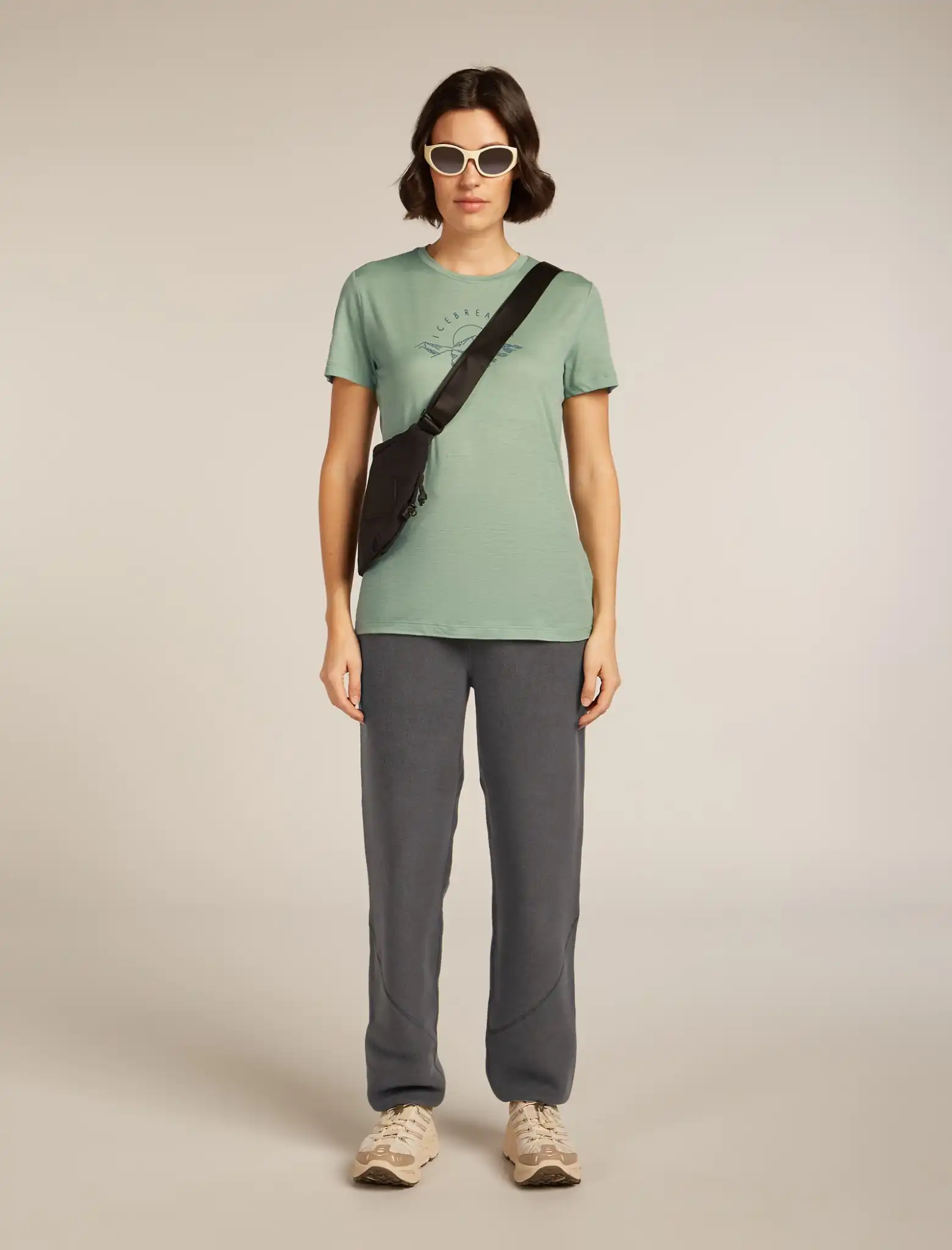 Icebreaker Merino 150 Tech Lite III Sunrise Summit Womens Short Sleeve Shirt - Image 5