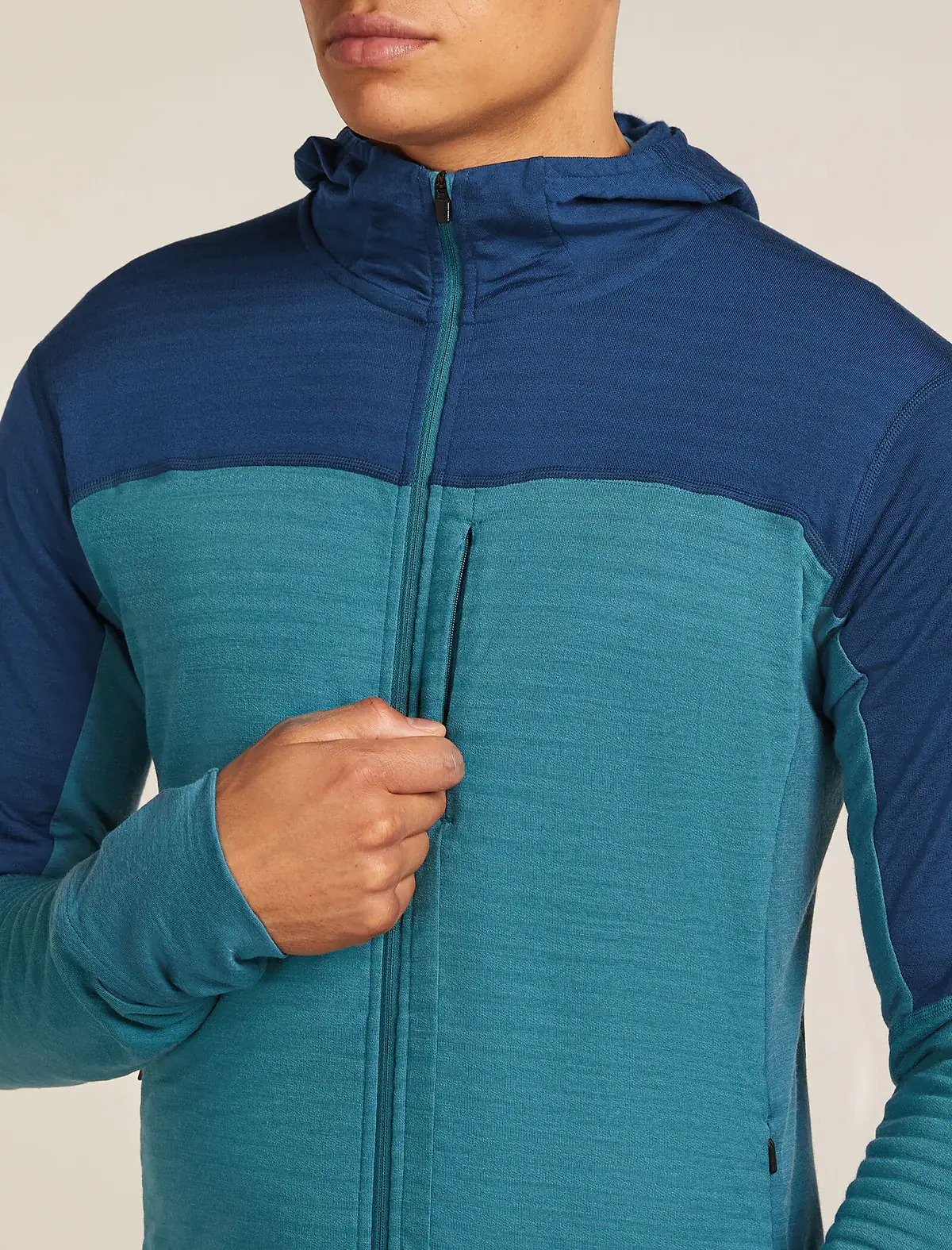 Icebreaker Merino Blend 300 RealFleece Descender Mens Hooded Jacket - Image 8