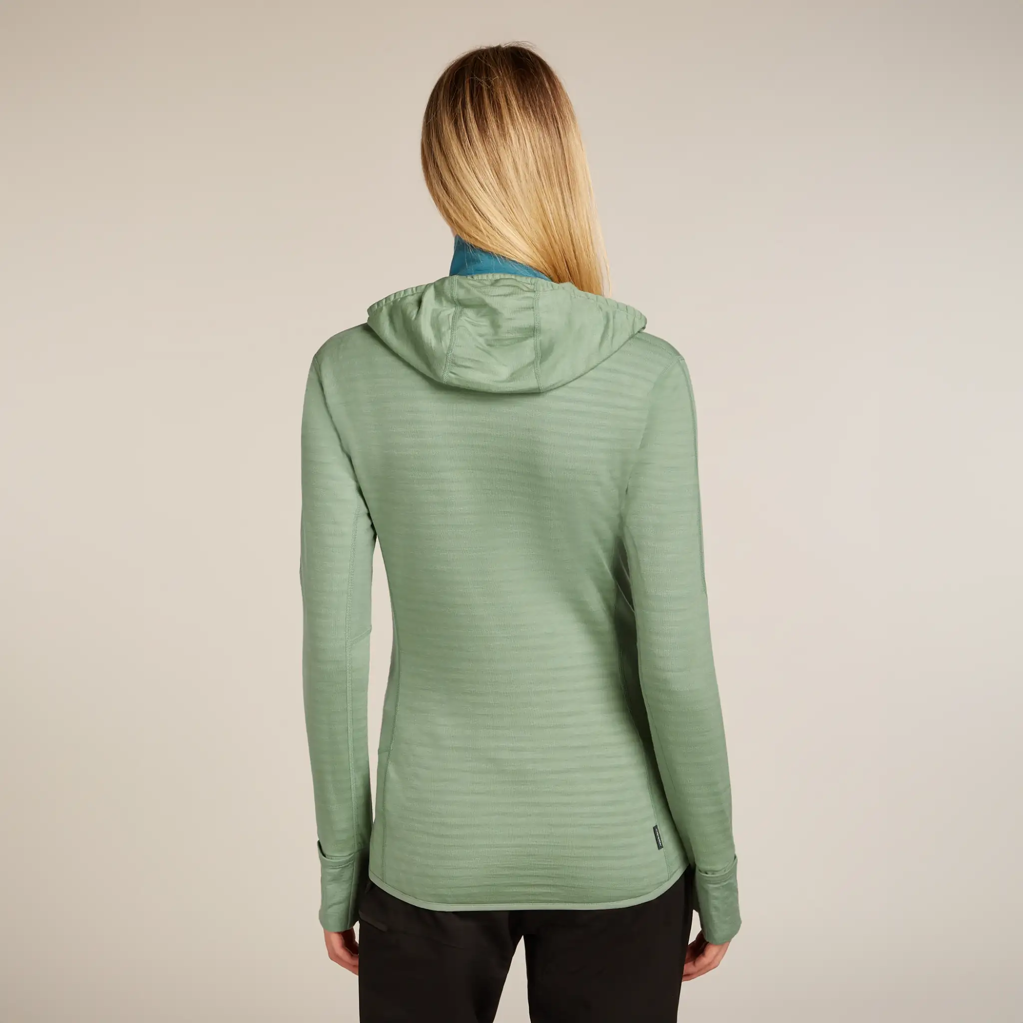 Icebreaker Merino Blend 300 RealFleece Descender Womens Hooded Jacket - Image 2