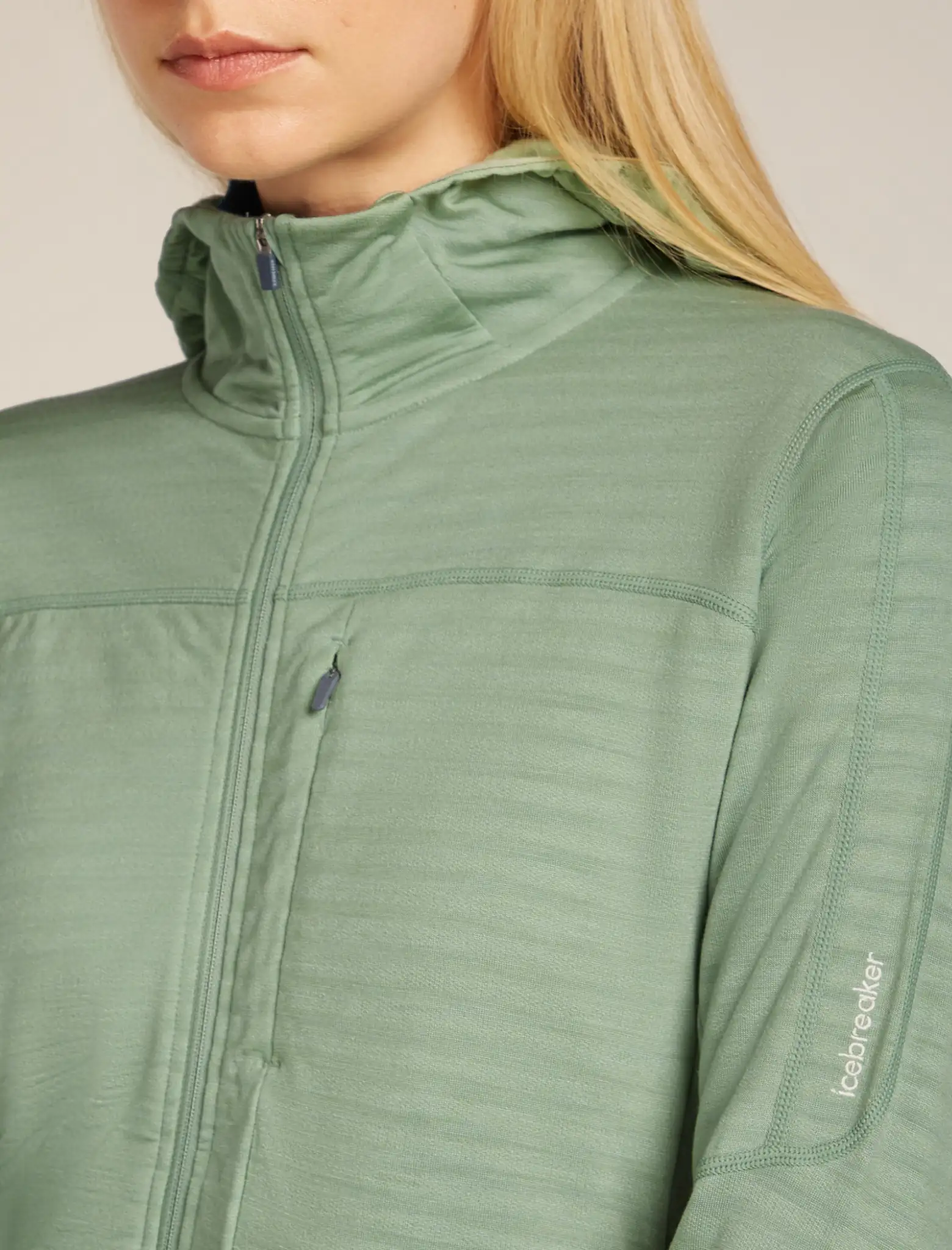 Icebreaker Merino Blend 300 RealFleece Descender Womens Hooded Jacket - Image 7