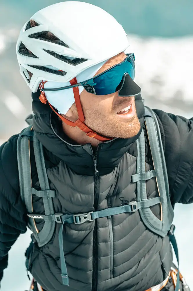 Julbo Ultimate Cover Sunglasses - Reactiv 2-4 Lens - Image 5