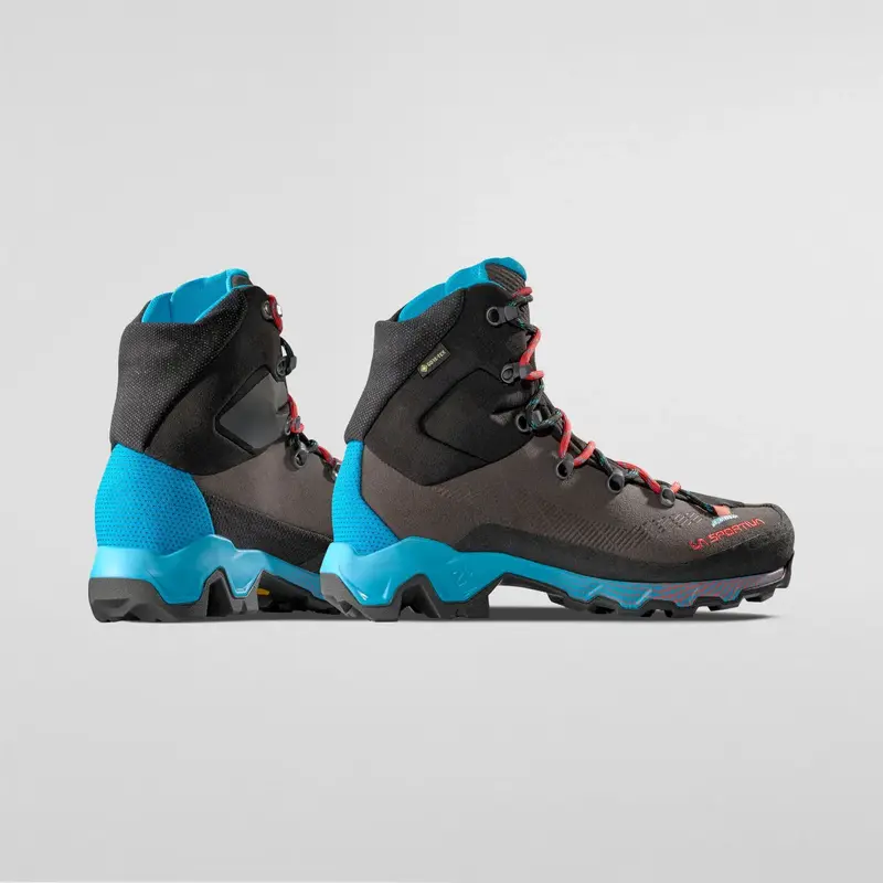 La Sportiva Aequilibrium Trek GTX Womens Hiking Boot - Carbon/Malibu Blue - Image 6