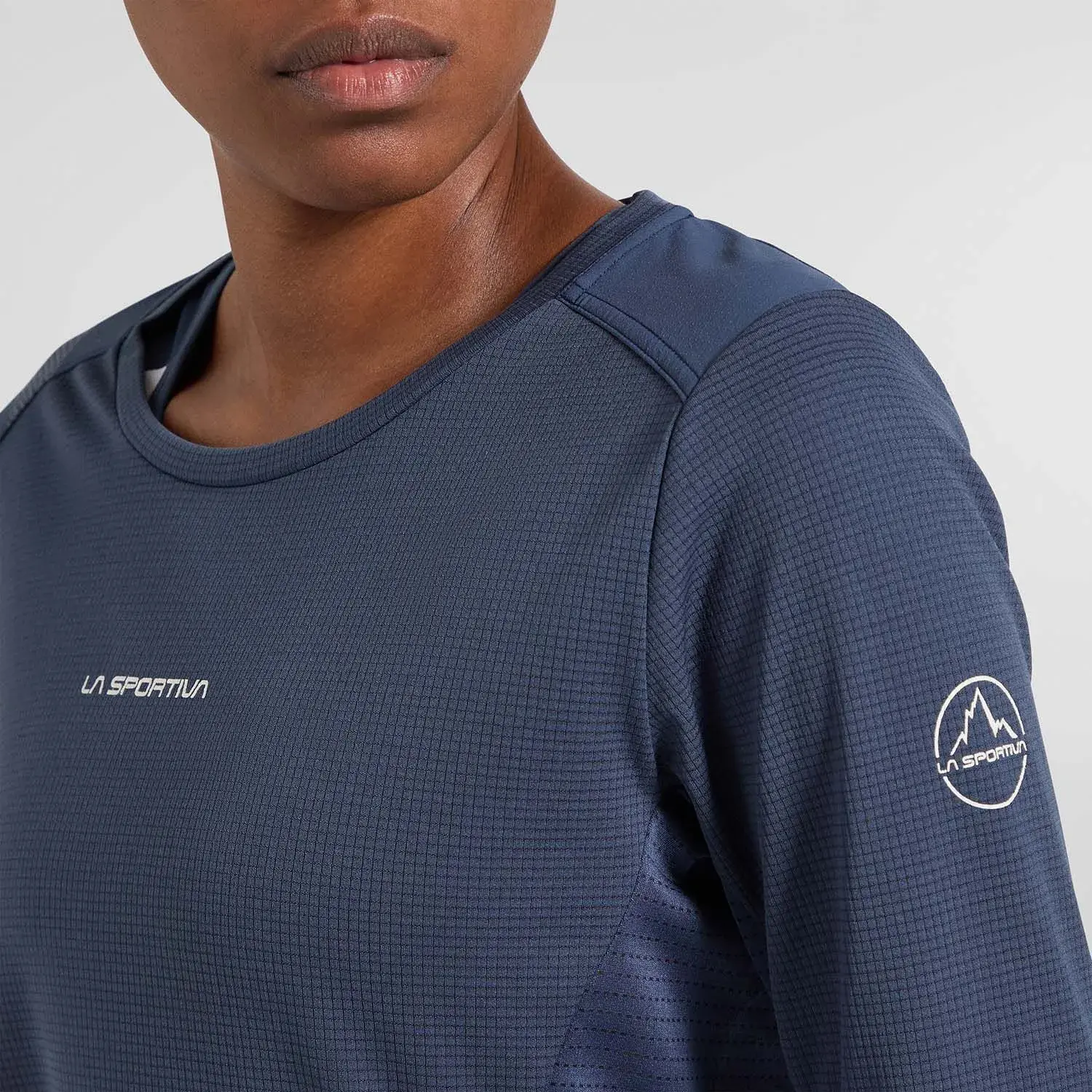 La Sportiva Beyond Womens Long Sleeve Shirt - Image 3