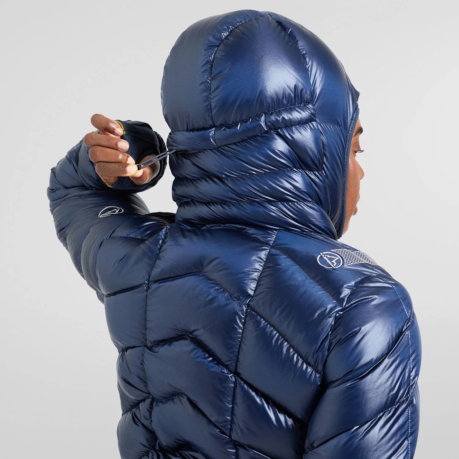 La Sportiva Lumina 300 Womens Hooded Down Jacket - Image 5