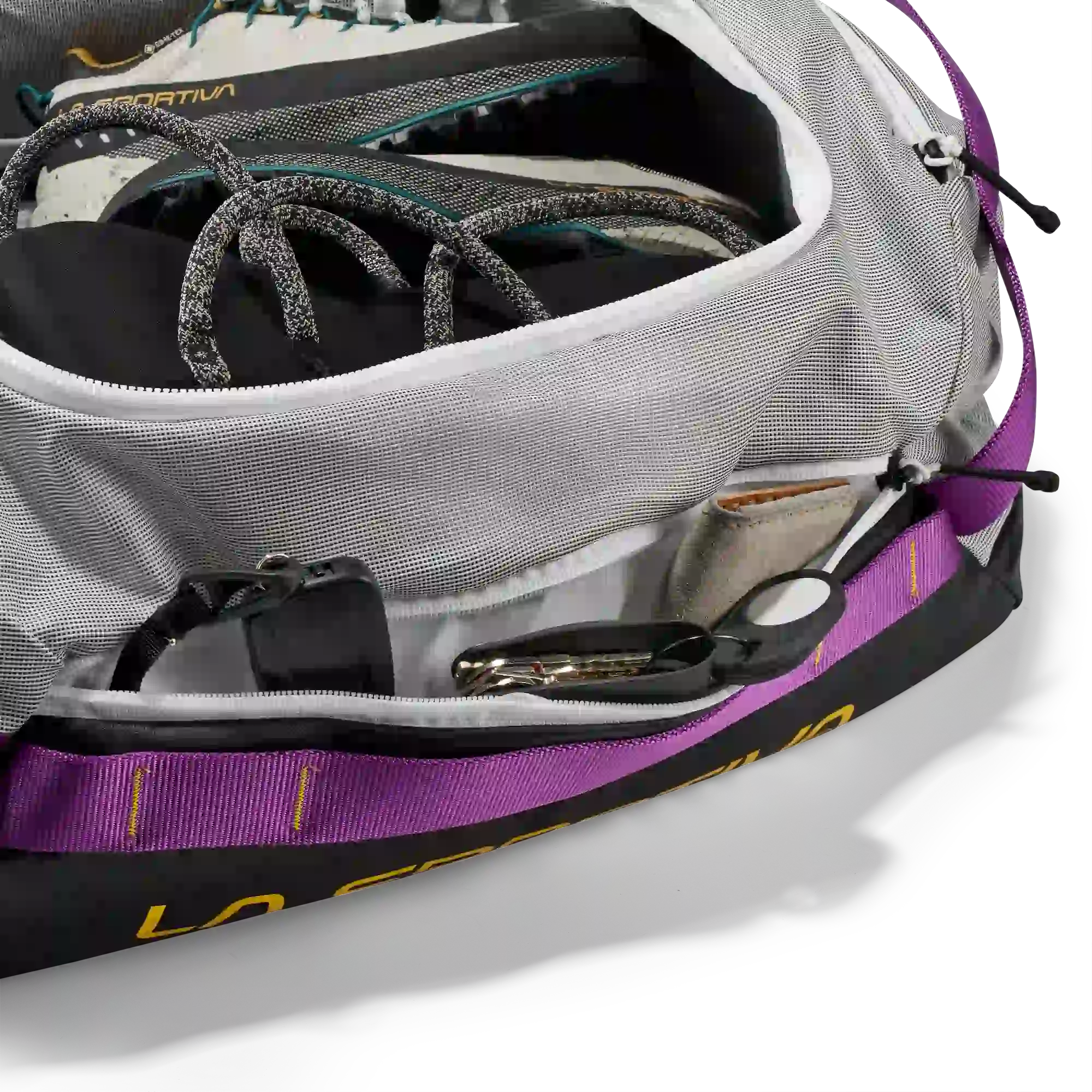 La Sportiva Nomad 40 Litre Duffel Bag - Image 9