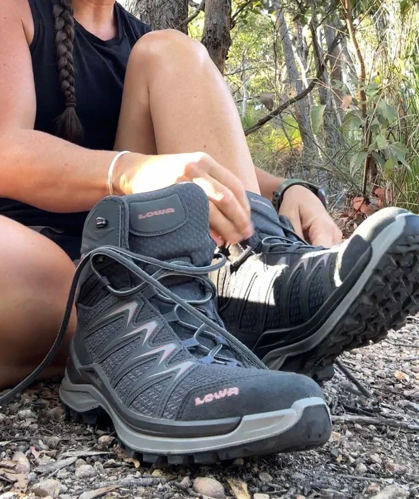 Lowa Innox Pro GTX Mid Womens Hiking Boot - Image 3