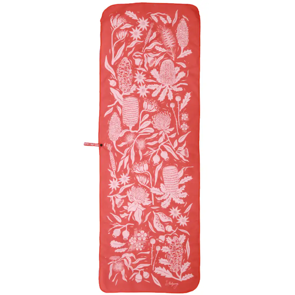 Mont Flora Microfibre Travel Towel - Large - Image 2
