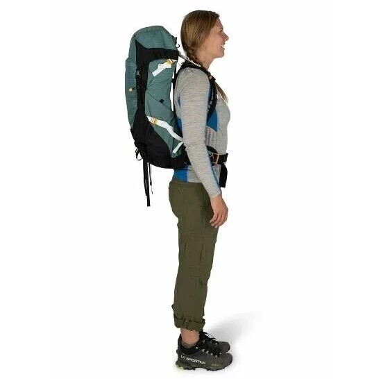 Osprey Sirrus 36 Litre Womens Hiking Daypack - Image 4