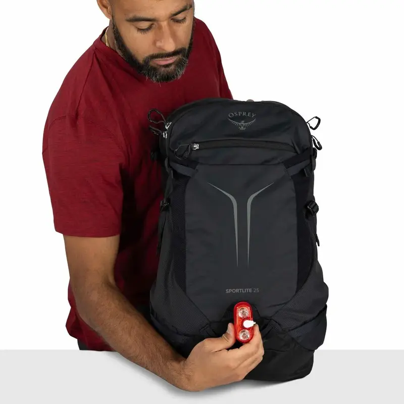 Osprey Sportlite 20 Litre Hiking Pack - Image 7