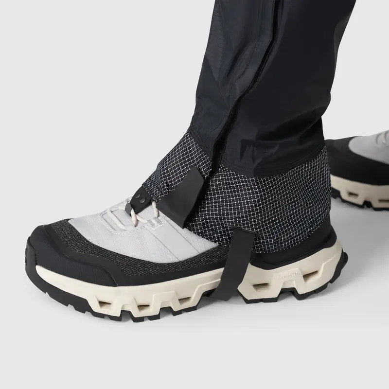 Outdoor Research Helium UL Womens Gaiters - Image 4
