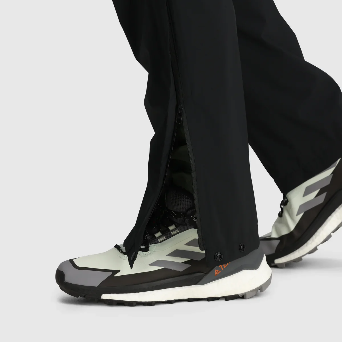 Outdoor Research Stratoburst Stretch Mens Rain Pants - Image 6