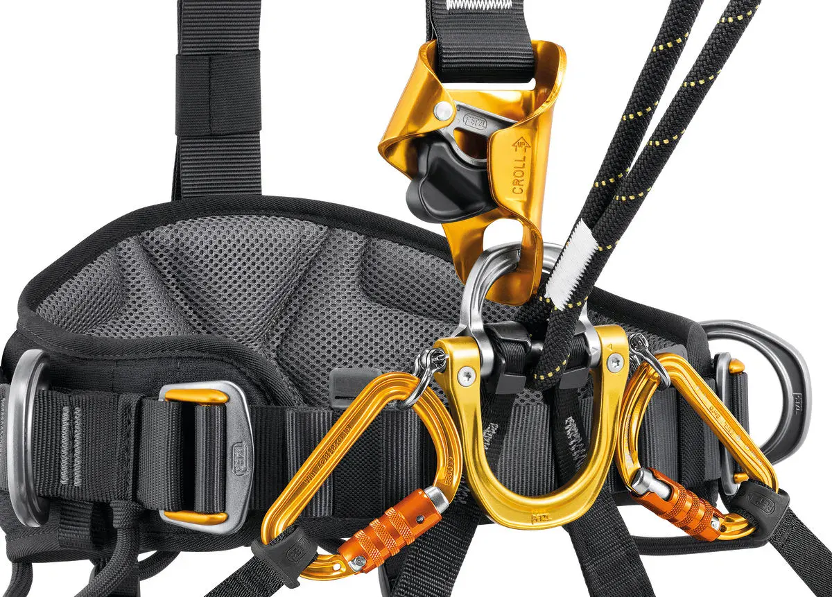 Petzl Astro Bod Fast Rope Access Harness - Image 3