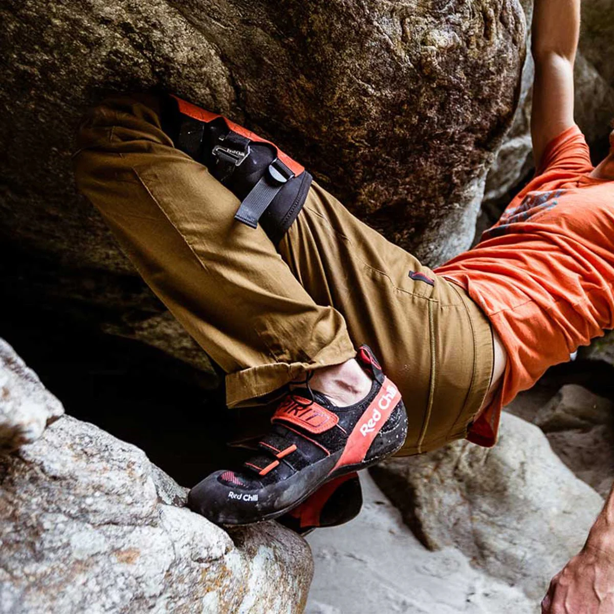 Red Chili Kneerock Knee Pad - Image 2