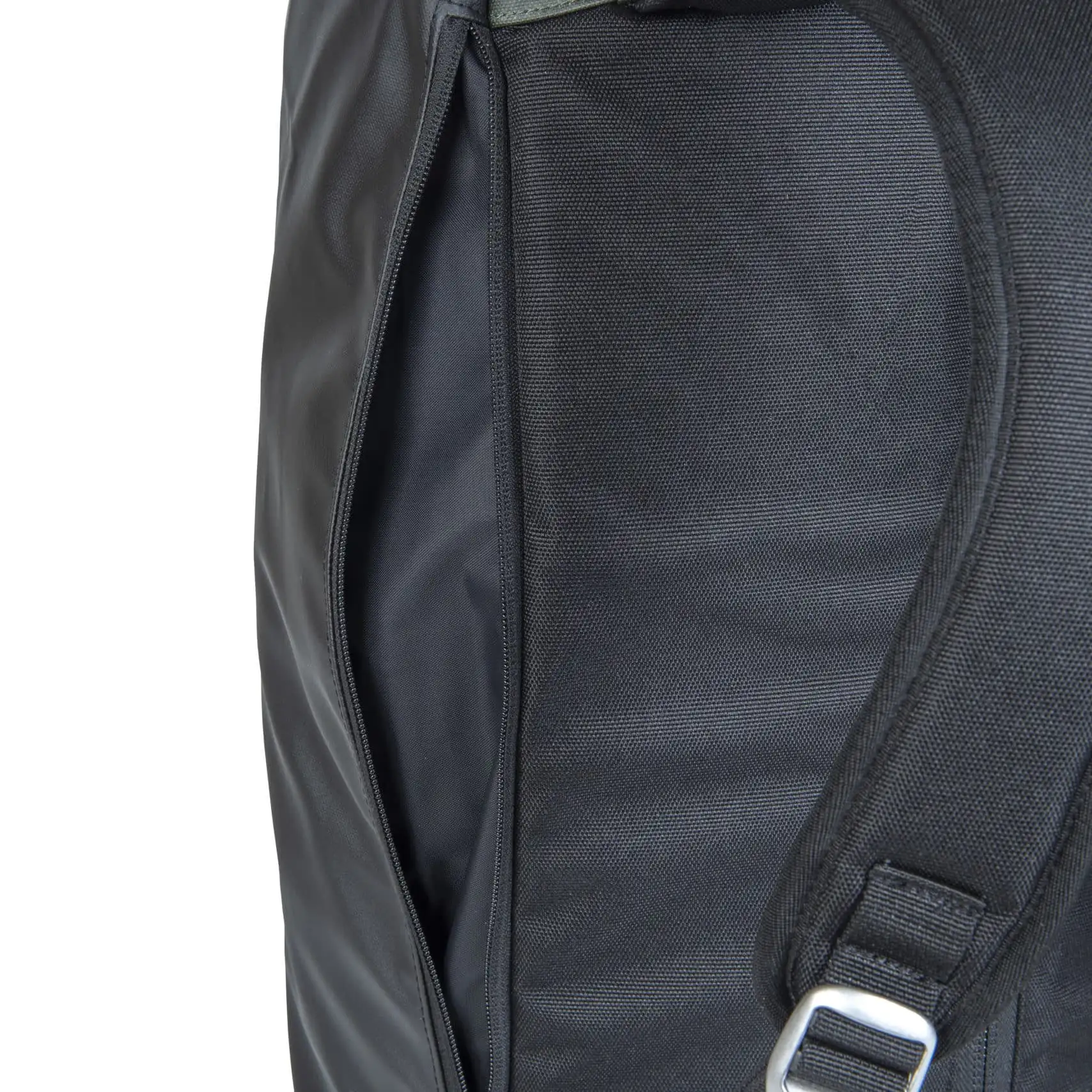 SNAP Snapack 30L Daypack - Image 2