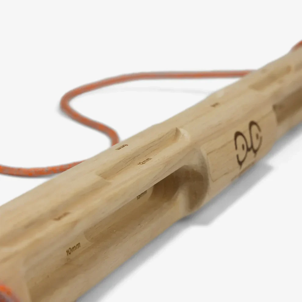 YY Vertical La Baguette Evo Climbing Hangboard - Image 5