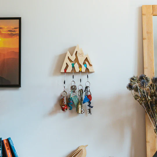 YY Vertical Mountain Key Holder - Image 3