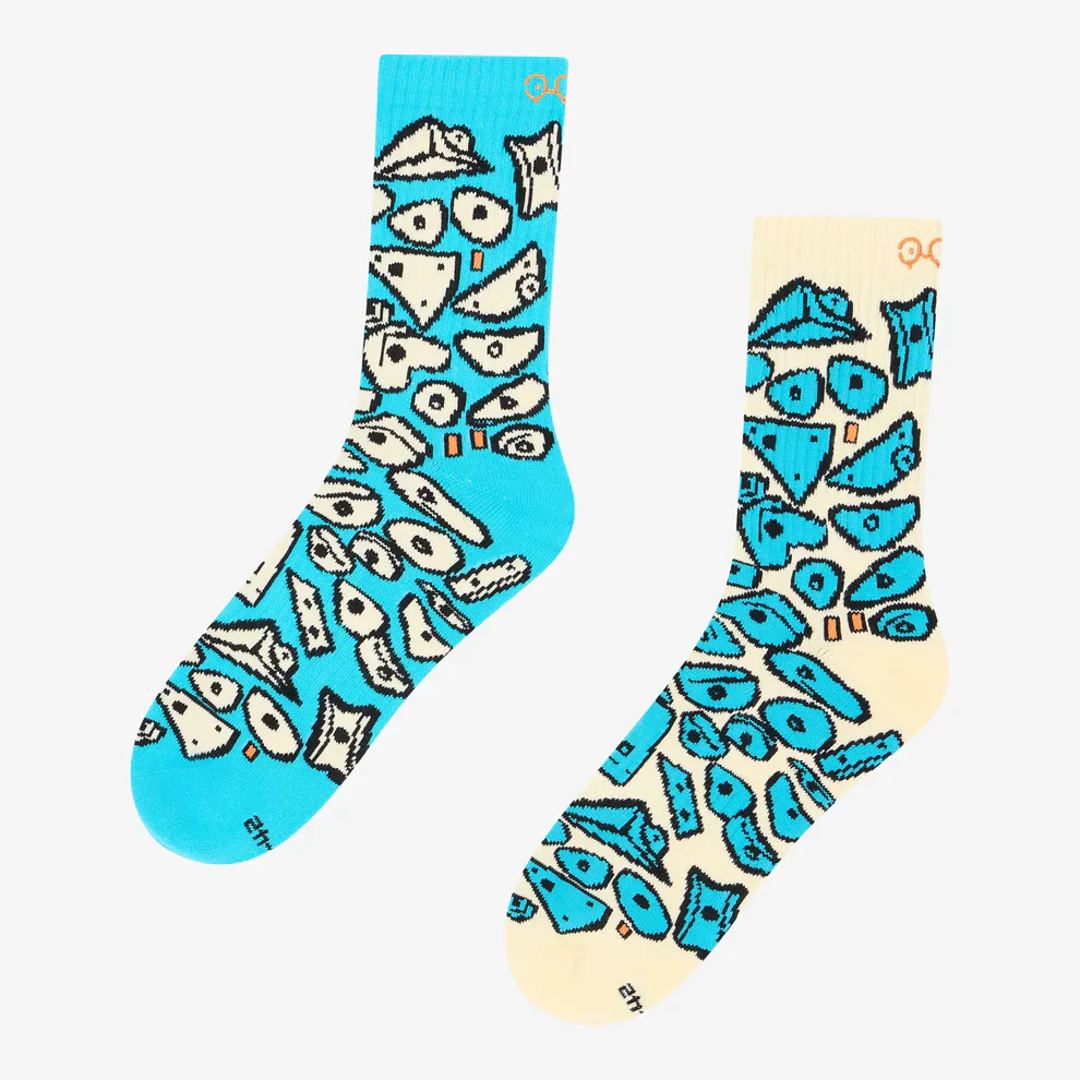 YY Vertical Spray Wall Socks - Image 5