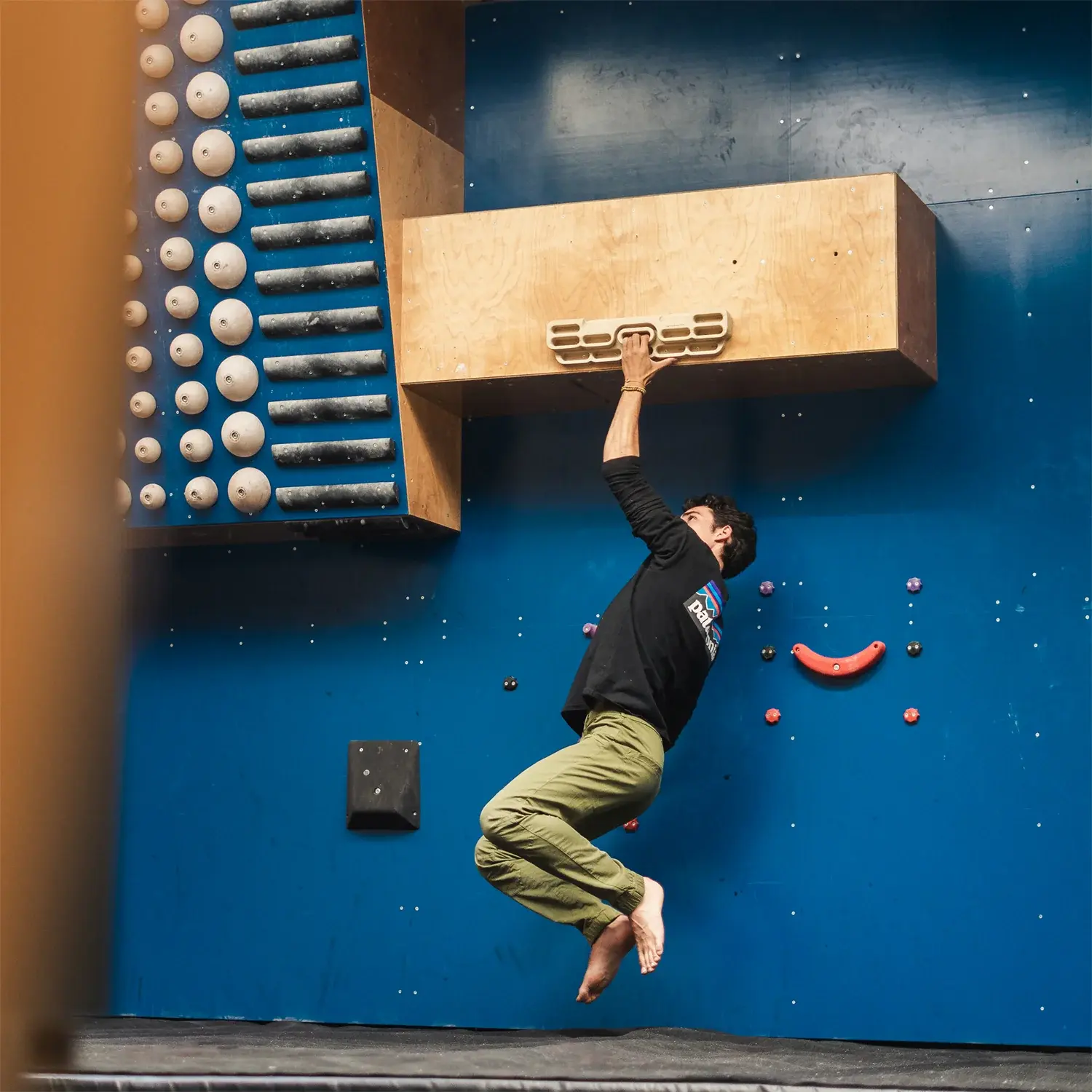 YY Vertical VerticalBoard First Climbing Hangboard - Image 8